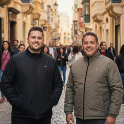 2068 - Reversable Jacket Black - Brown